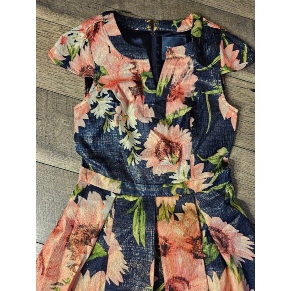 ModCloth Personal Boldness Floral Fit and Flare Dress Womens Size 2 - Picture 6 of 10